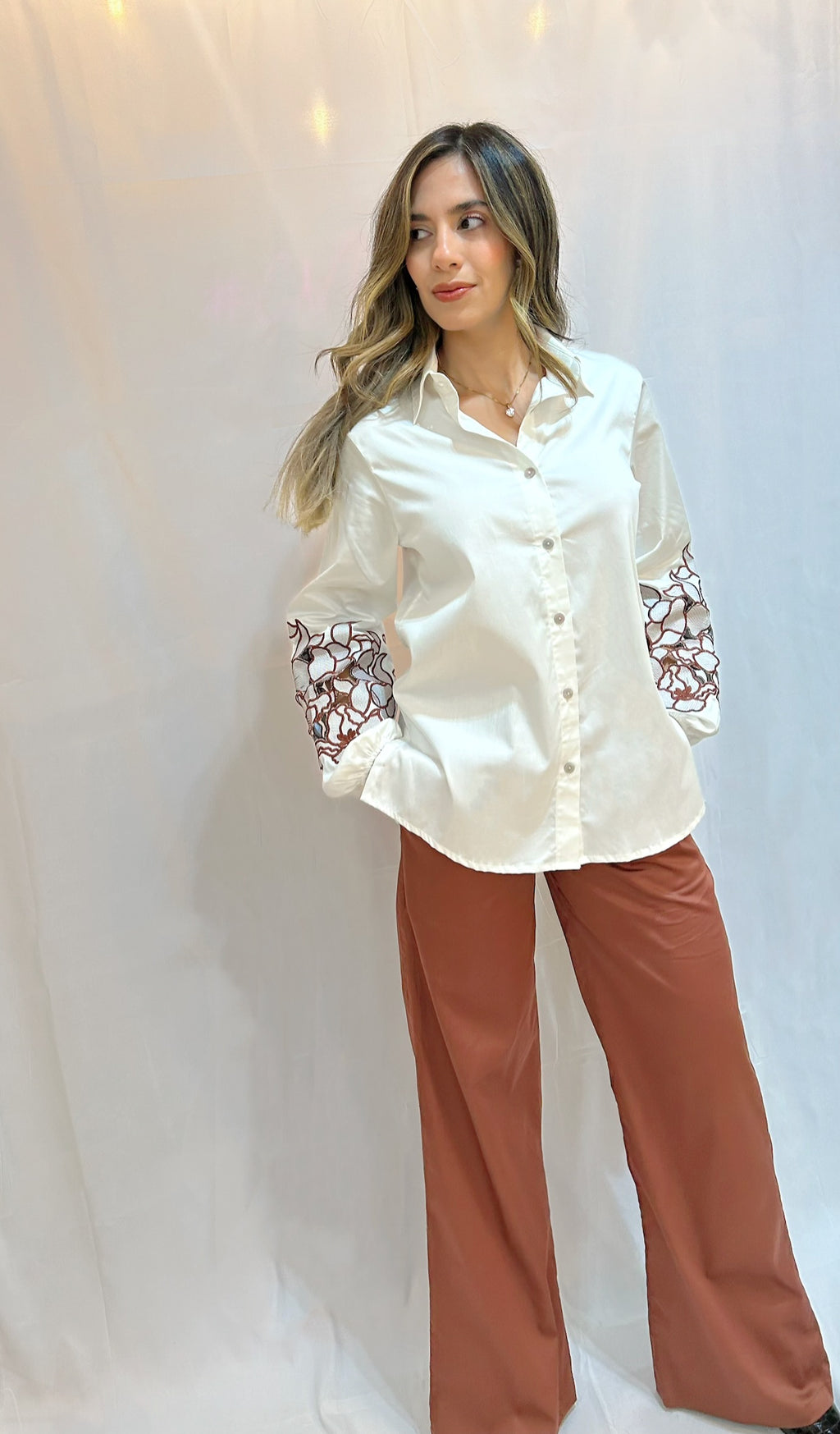 Camisa Bordada FRMT