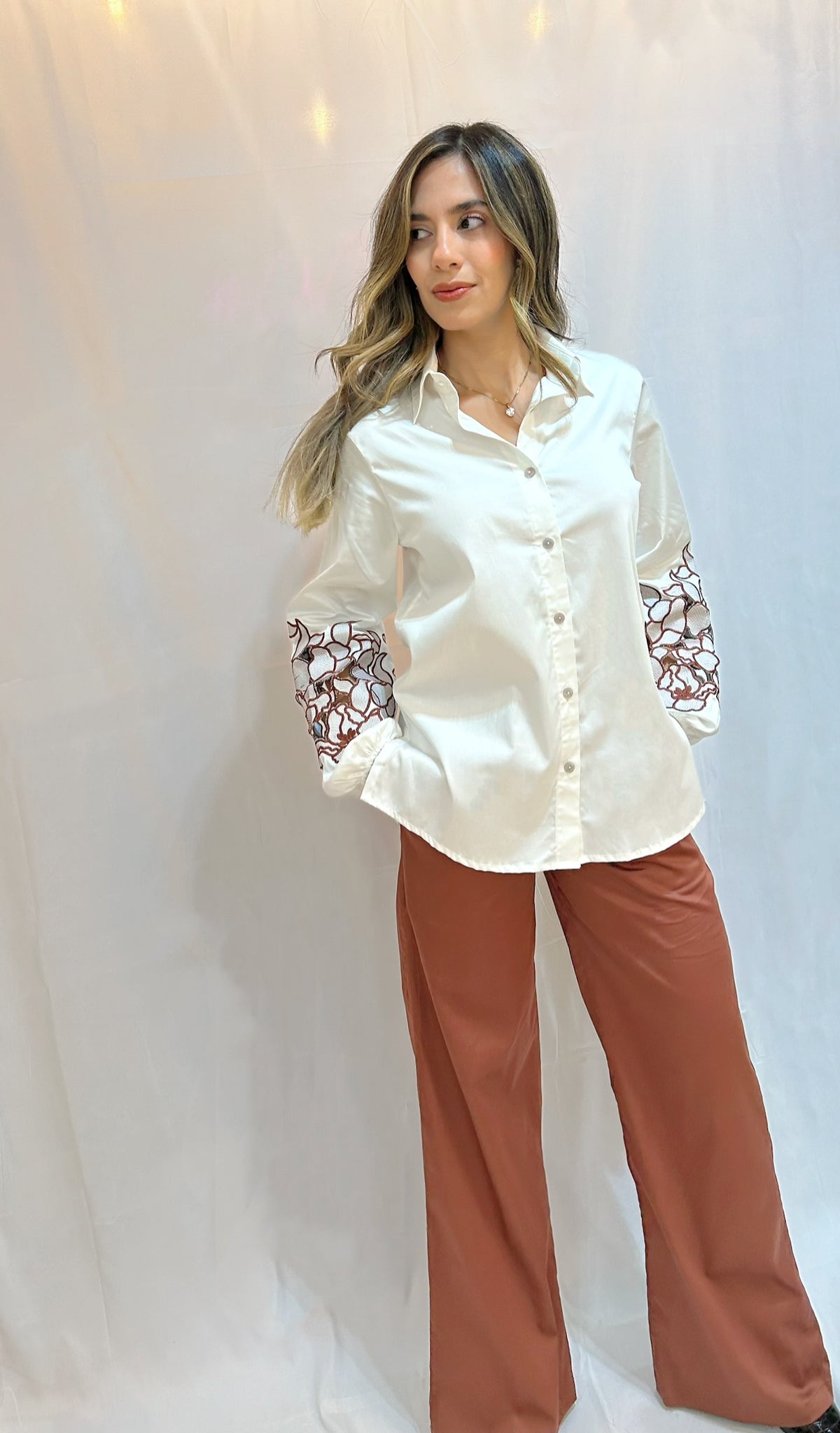 Camisa Bordada FRMT